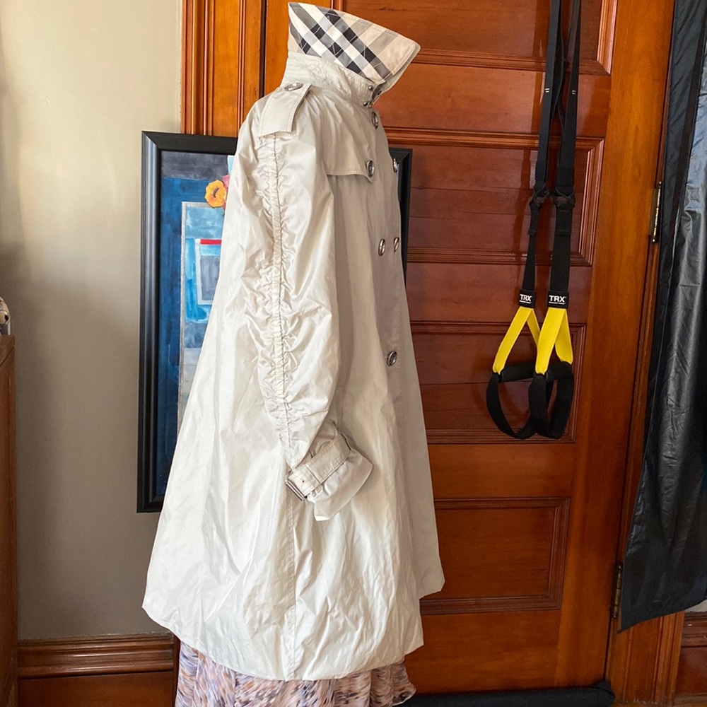 Burberry packable trench
